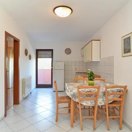 Apartments Dolinka Pula Exterior photo